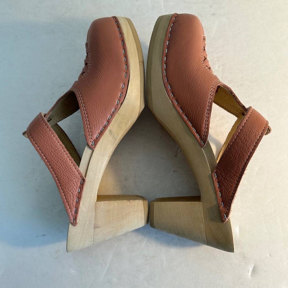 Maguba of Sweden Nairobi Leather T Strap Clogs Size 40 US 10 Putty Pink Boho - Picture 8 of 9